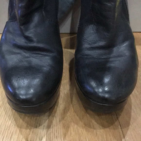 LD Tuttle The Pop Black Leather Platform Booties - Picture 3 of 10